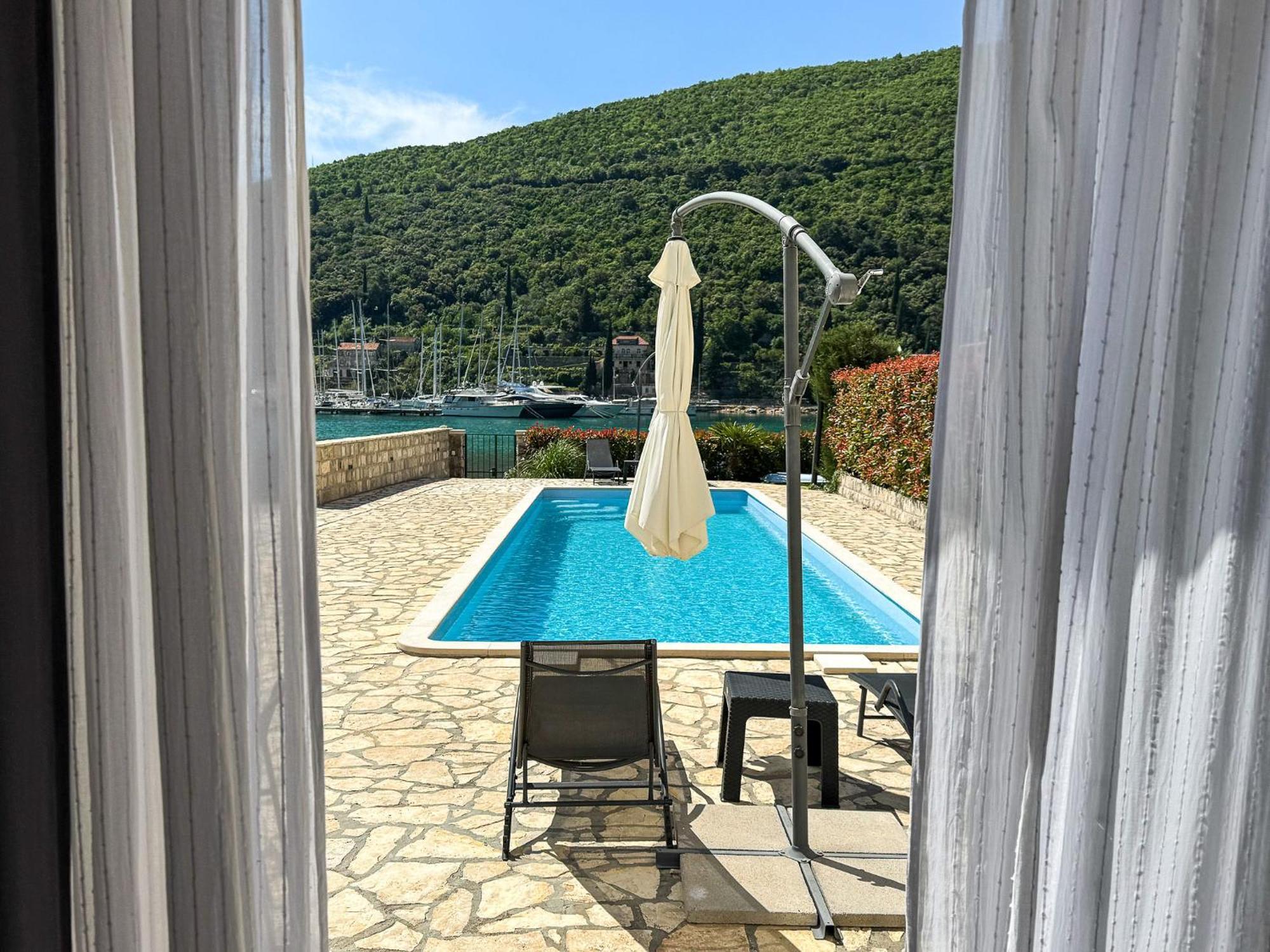Apartments Pralas Mokošica Exteriér fotografie