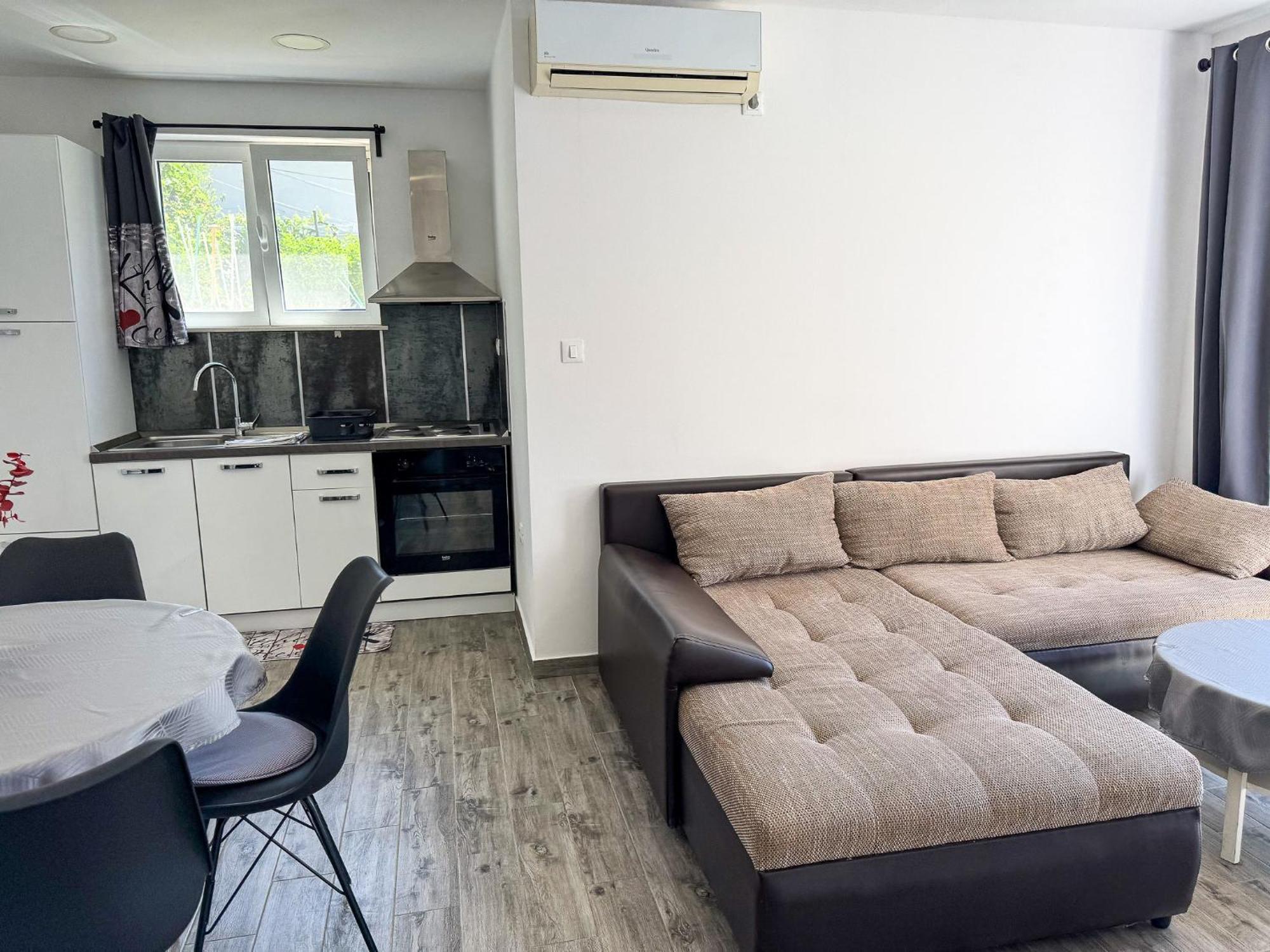 Apartments Pralas Mokošica Exteriér fotografie
