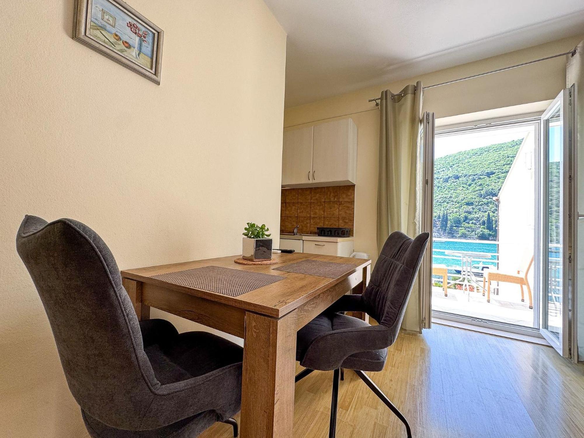 Apartments Pralas Mokošica Exteriér fotografie