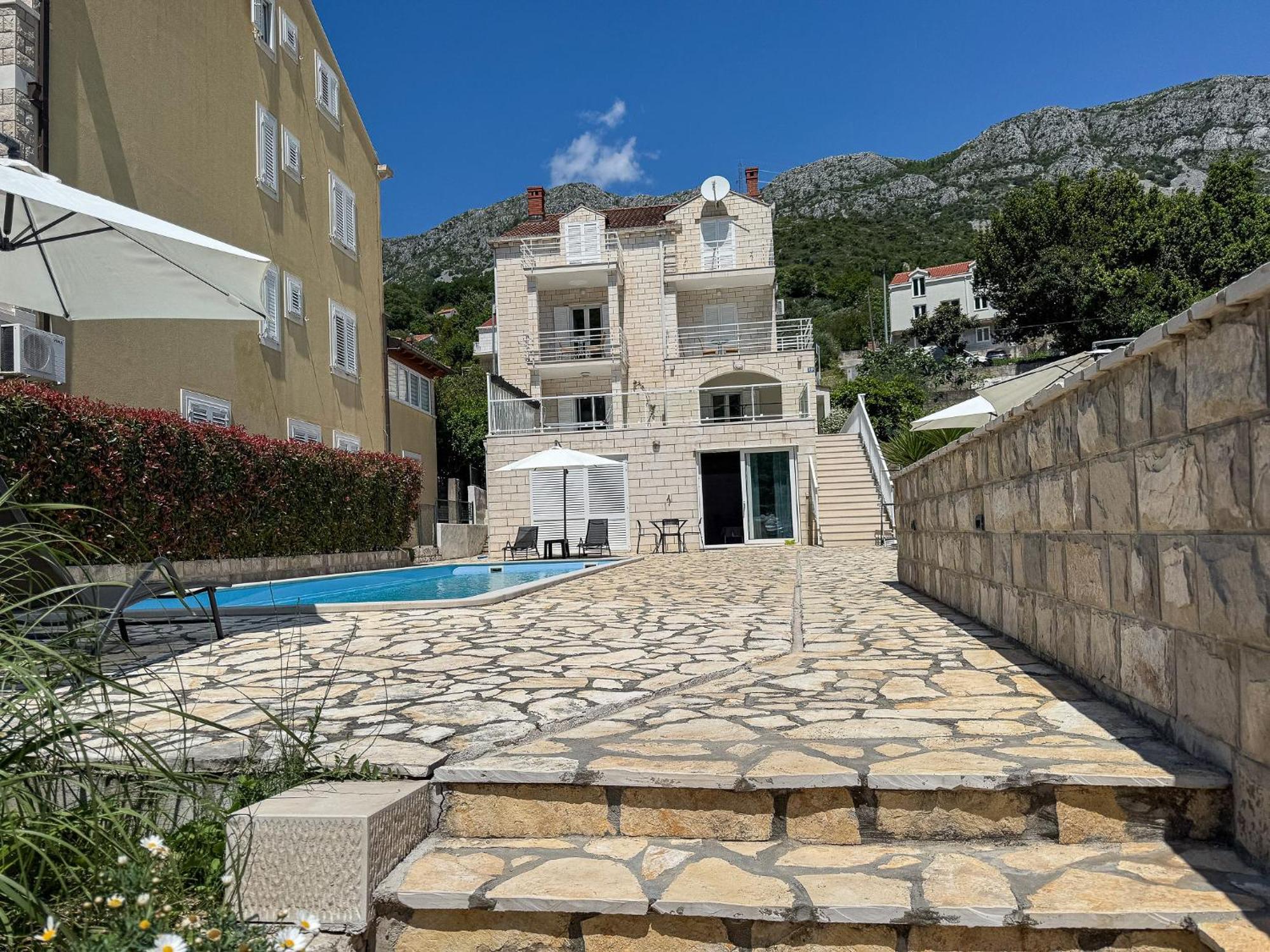 Apartments Pralas Mokošica Exteriér fotografie