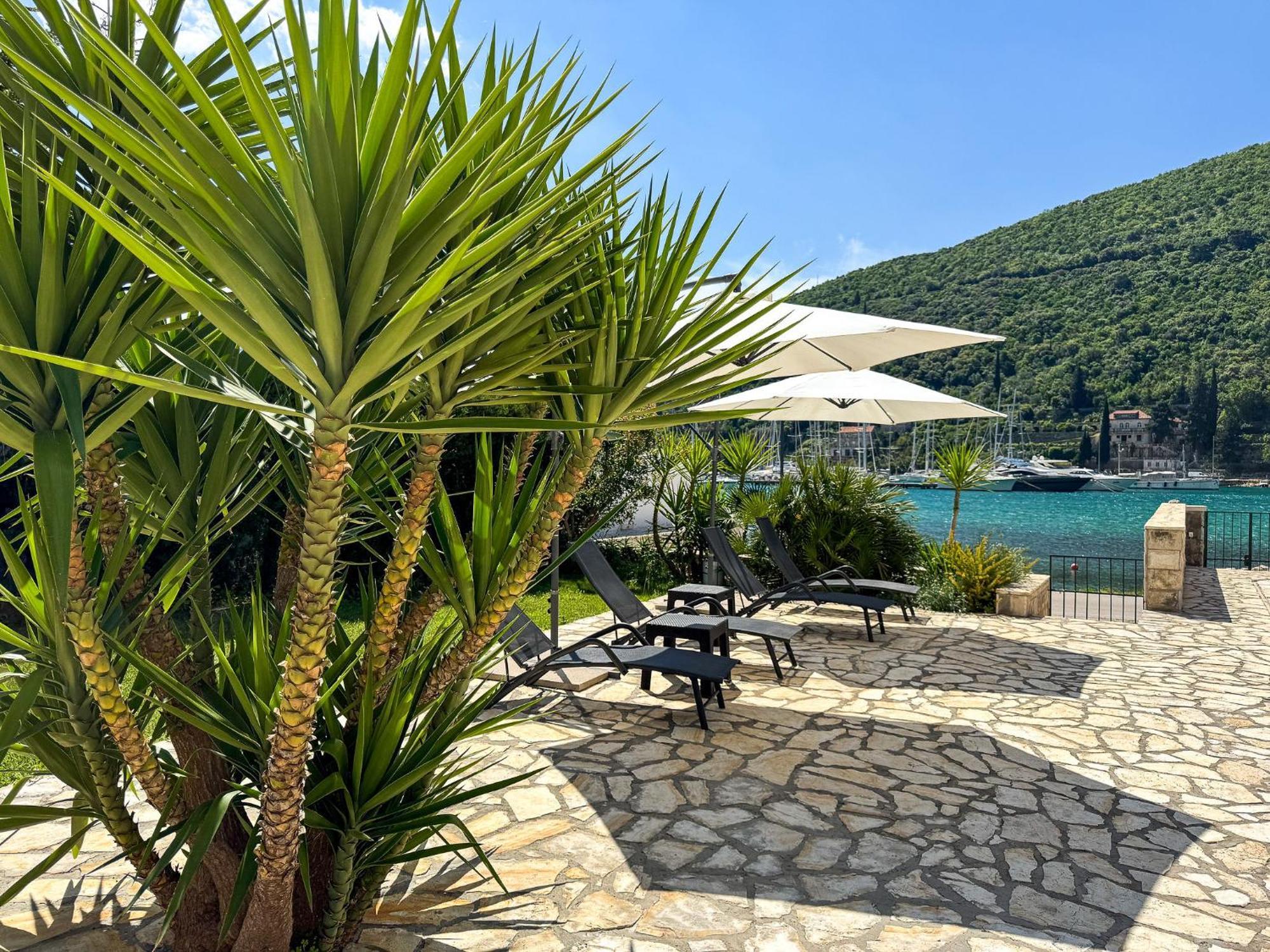 Apartments Pralas Mokošica Exteriér fotografie