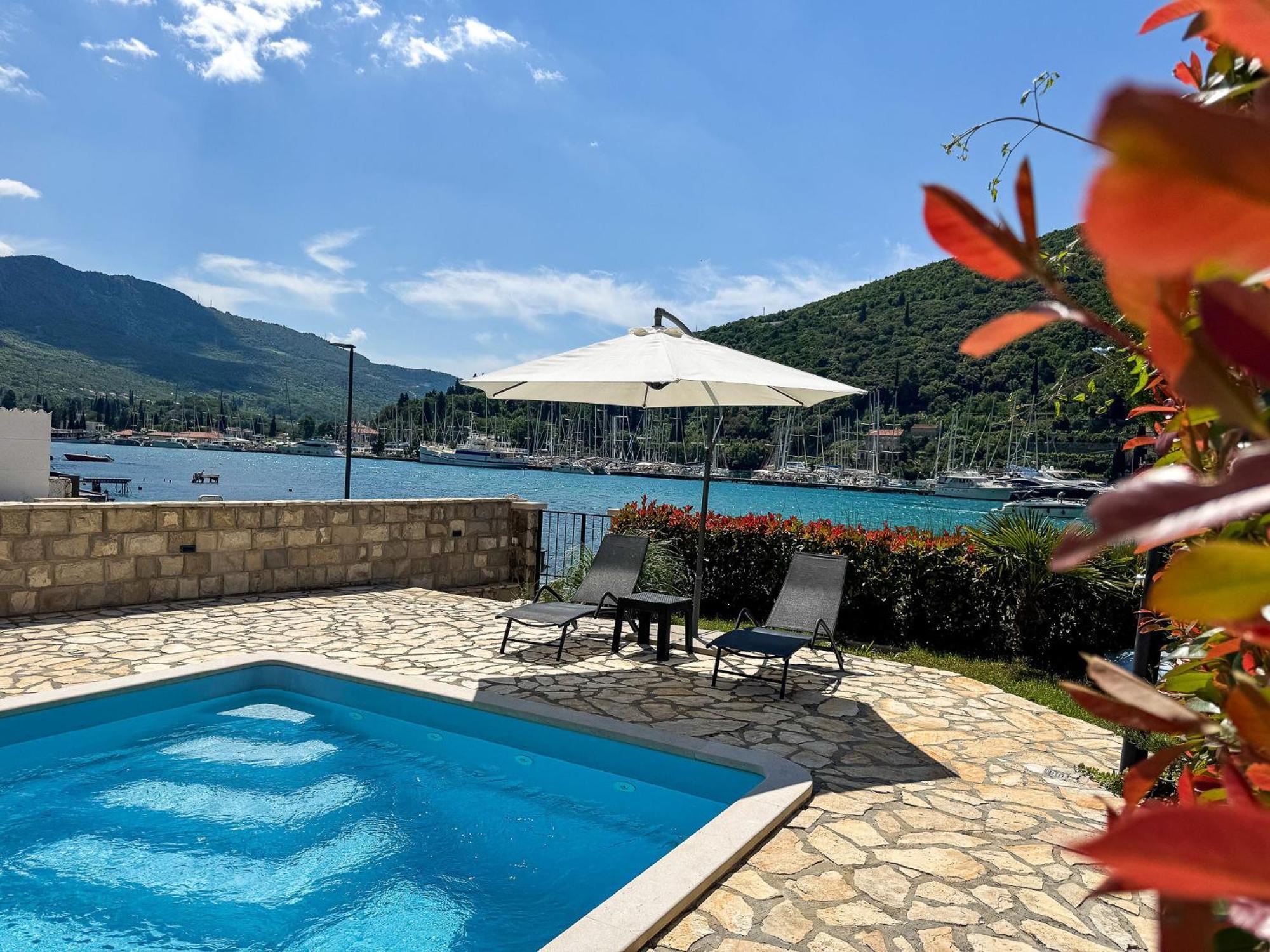 Apartments Pralas Mokošica Exteriér fotografie